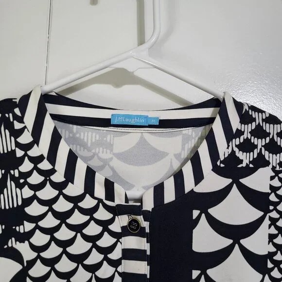 J. McLaughlin Womens SZ M Catalina Cloth Geometric Print Black White Tunic Top - Picture 4 of 9